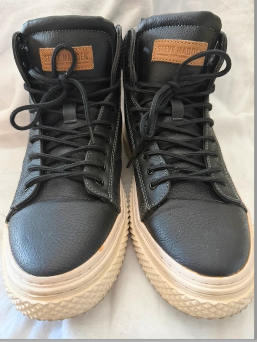 Steve Madden fashion sneaker